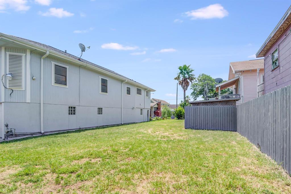 4025 Avenue M, Galveston, Texas image 4