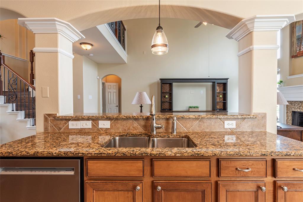 2088 Falling Forest Ln, League City, Texas image 23