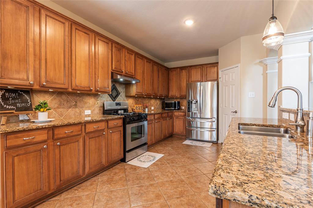 2088 Falling Forest Ln, League City, Texas image 20
