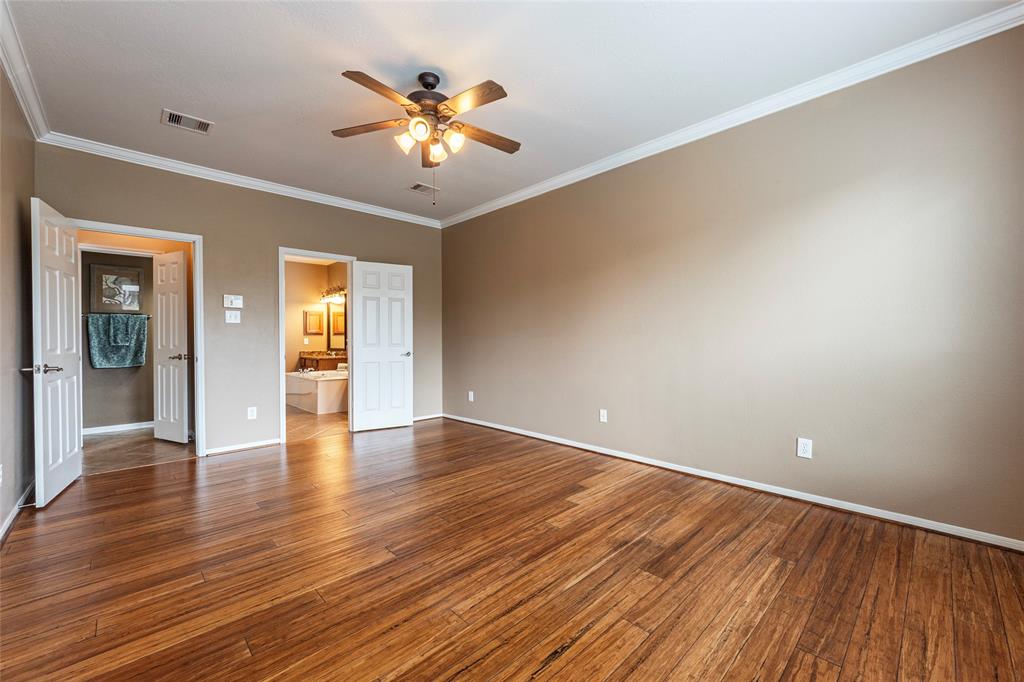 2088 Falling Forest Ln, League City, Texas image 38