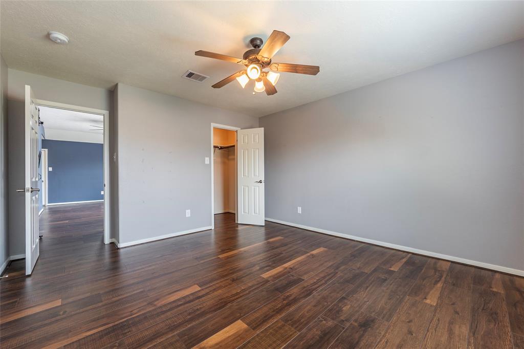 2088 Falling Forest Ln, League City, Texas image 40