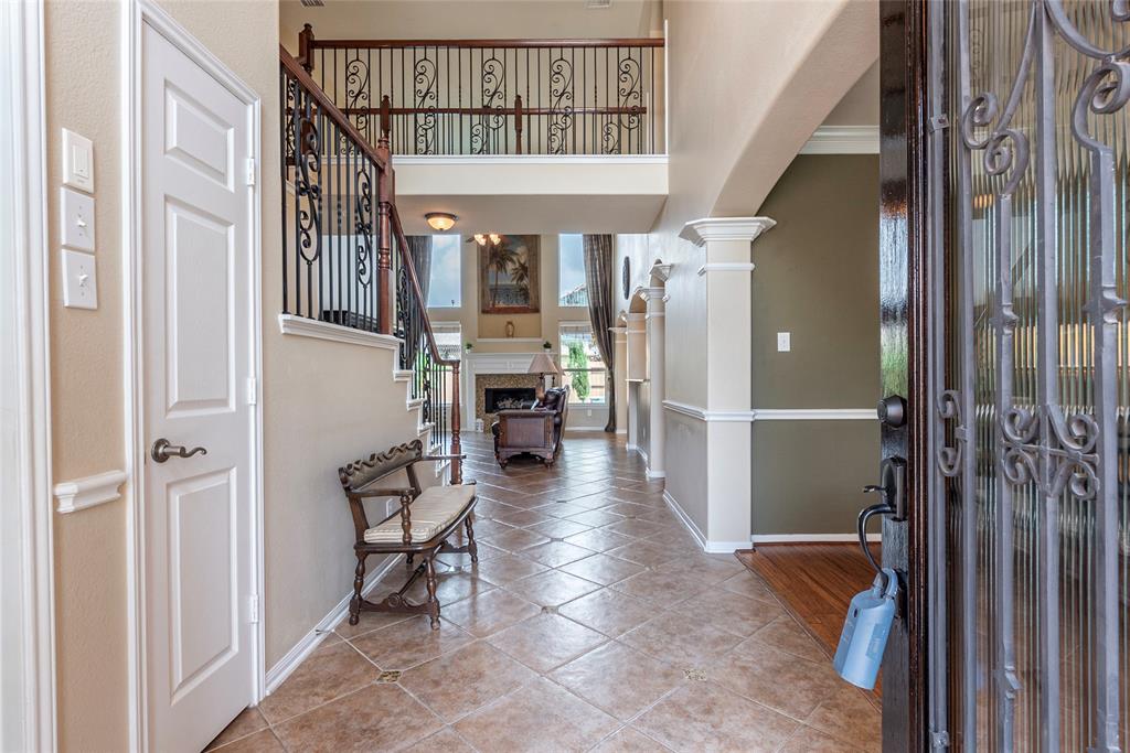 2088 Falling Forest Ln, League City, Texas image 11