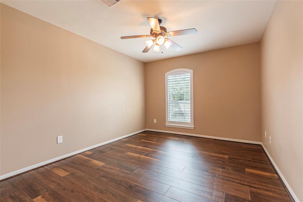 2088 Falling Forest Ln, League City, Texas image 42
