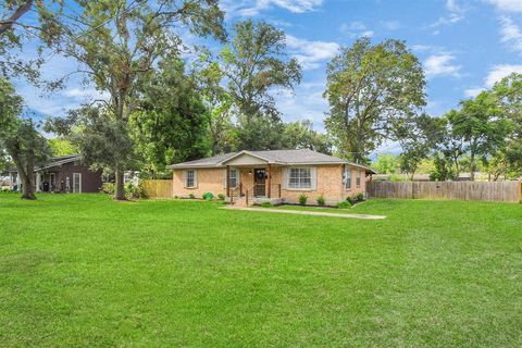 A home in Alvin