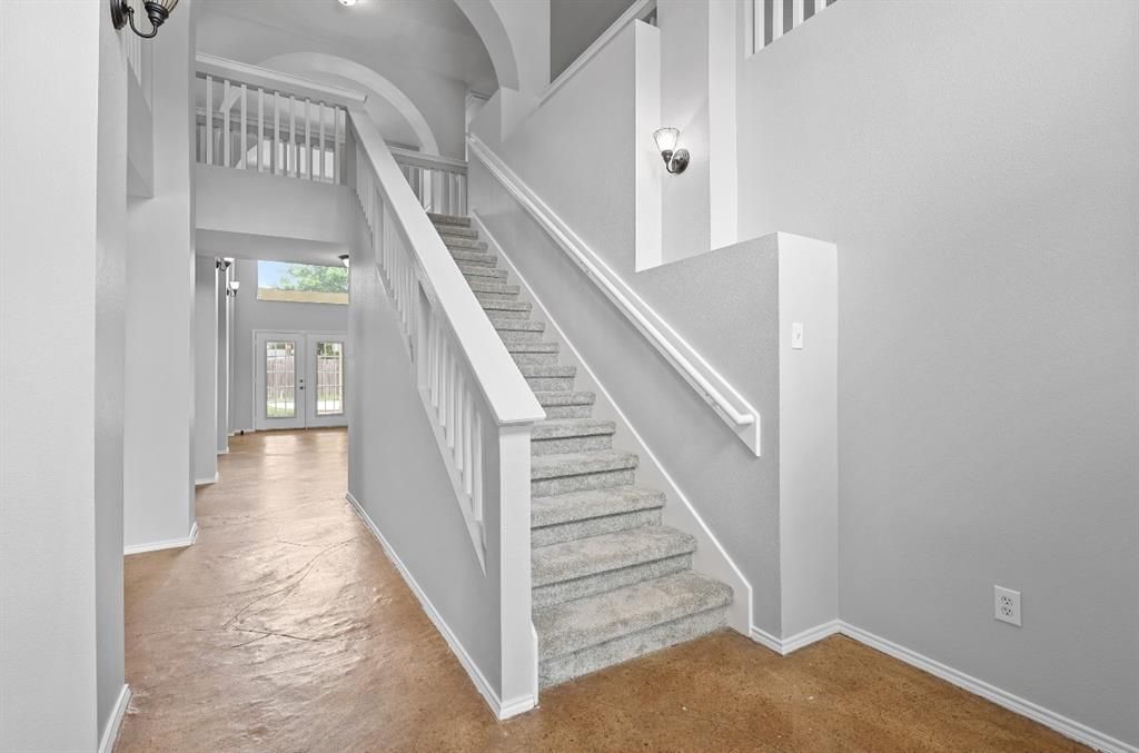 Photo of 18222 Winding Timbers Lane, Humble, TX 77346 (MLS # 26315797)