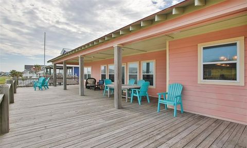 A home in Crystal Beach