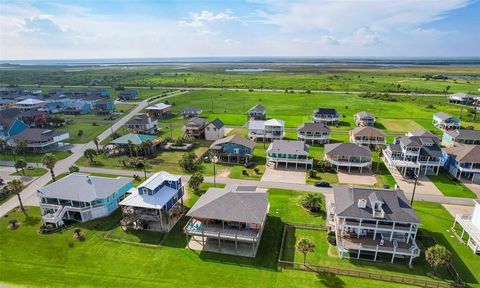 A home in Crystal Beach