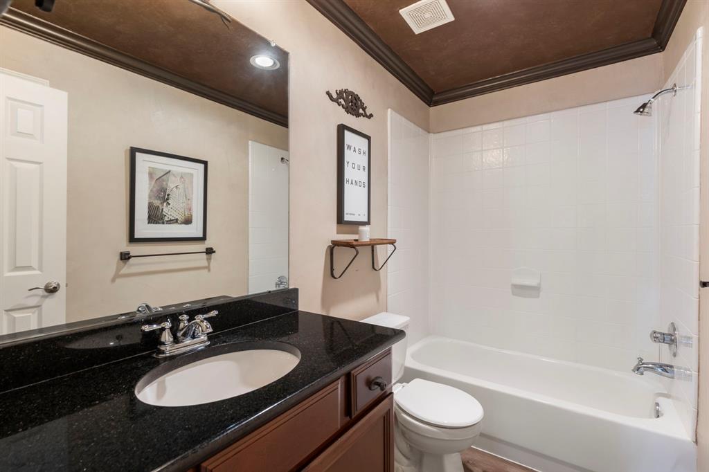 6919 Lake Cove Point Lane, Spring, Texas image 21