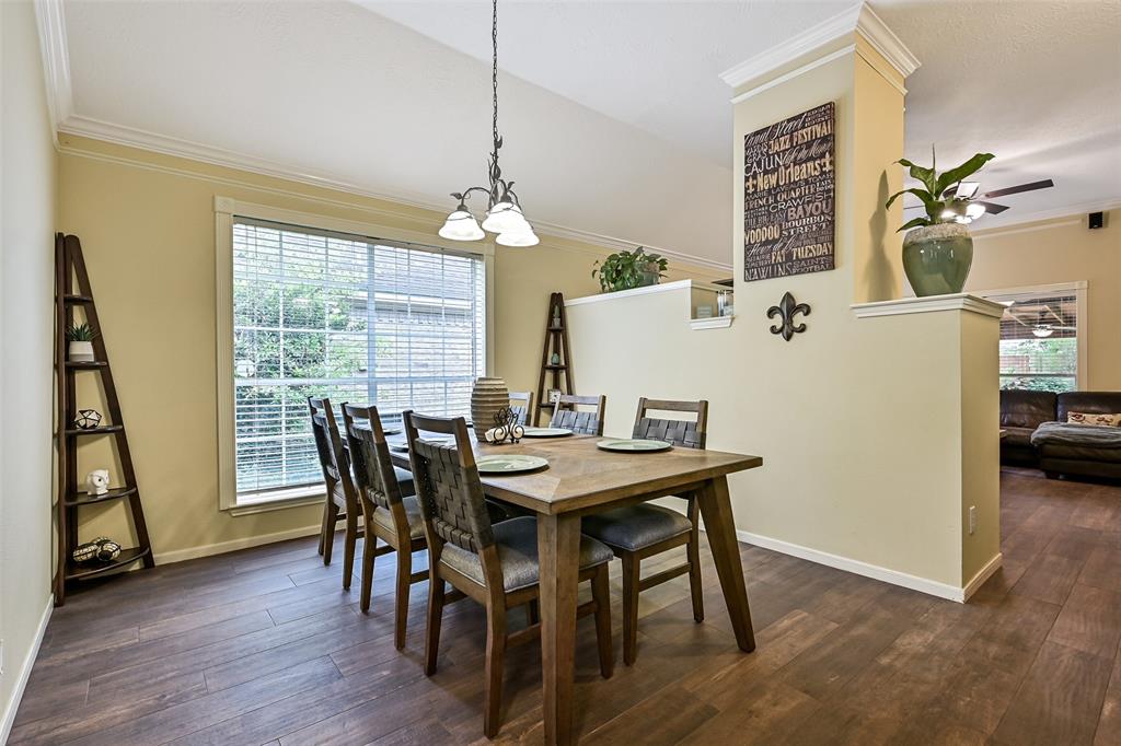 13814 Aspen Knoll Court, Houston, Texas image 5