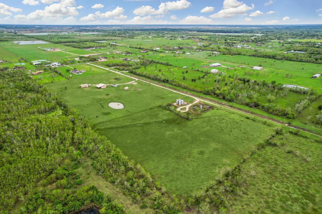 8200 N Humble Camp Road, Texas City, Texas image 1