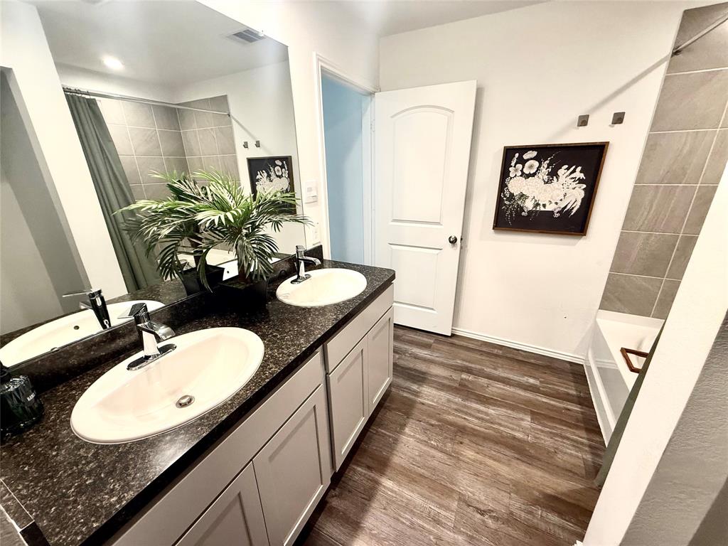 24446 Elmwood Falls Drive, Spring, Texas image 25