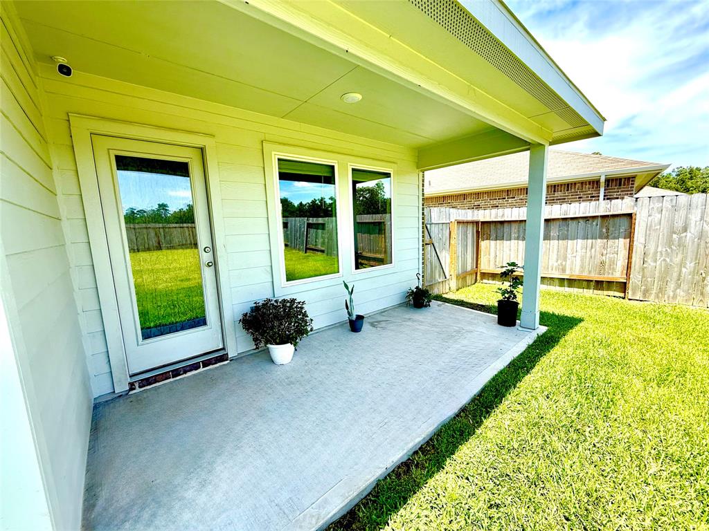 24446 Elmwood Falls Drive, Spring, Texas image 38