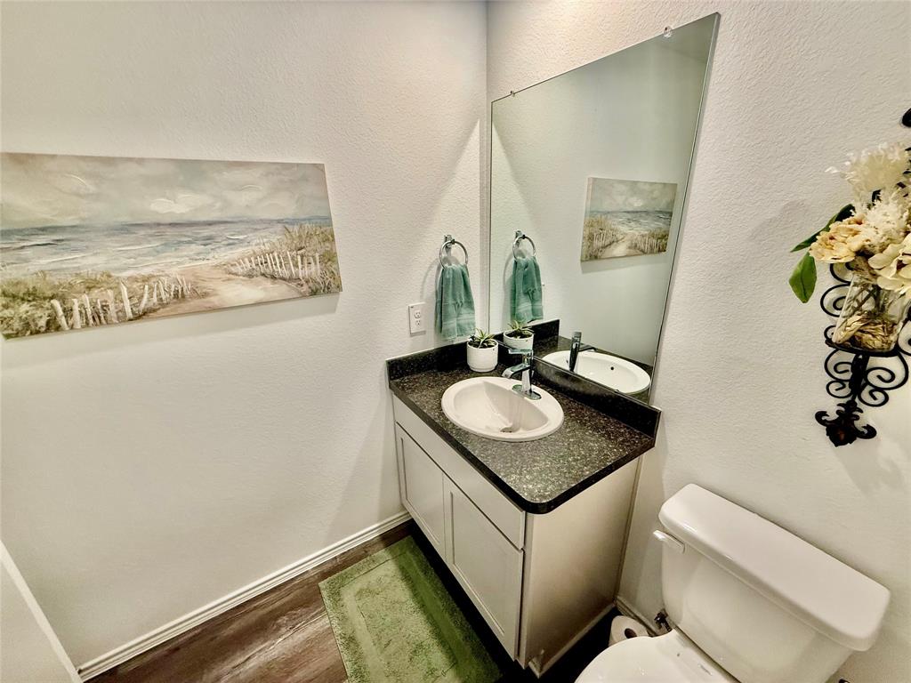 24446 Elmwood Falls Drive, Spring, Texas image 31