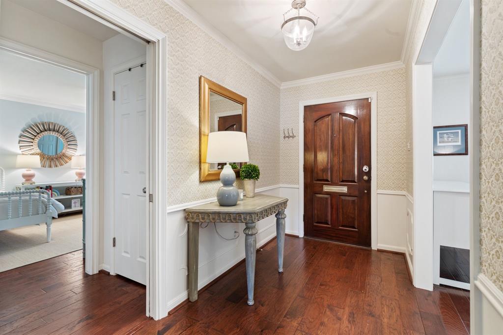 7910 Meadowbriar Lane, Houston, Texas image 3