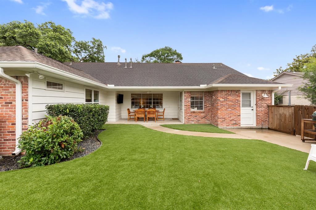 7910 Meadowbriar Lane, Houston, Texas image 30
