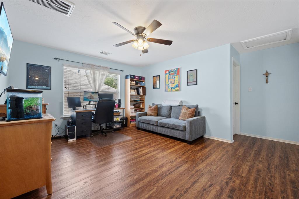 12930 Maples Perch Court, Humble, Texas image 24