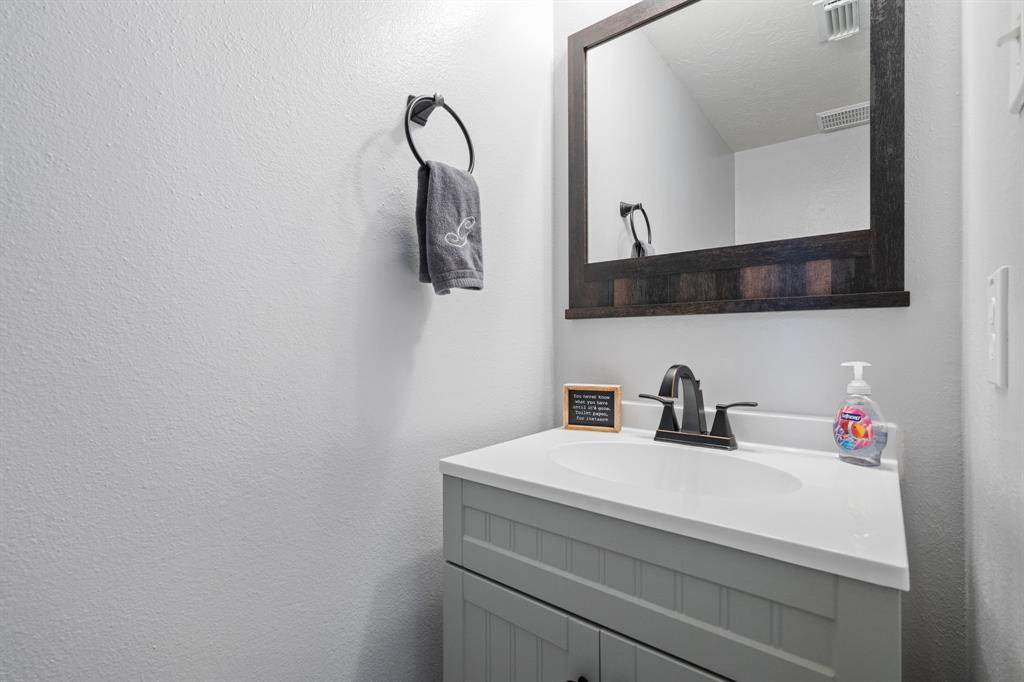 12930 Maples Perch Court, Humble, Texas image 18