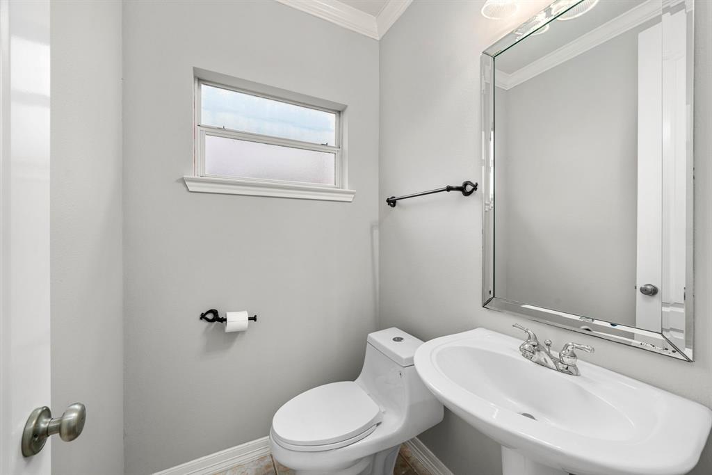 920 Asbury Street, Houston, Texas image 8