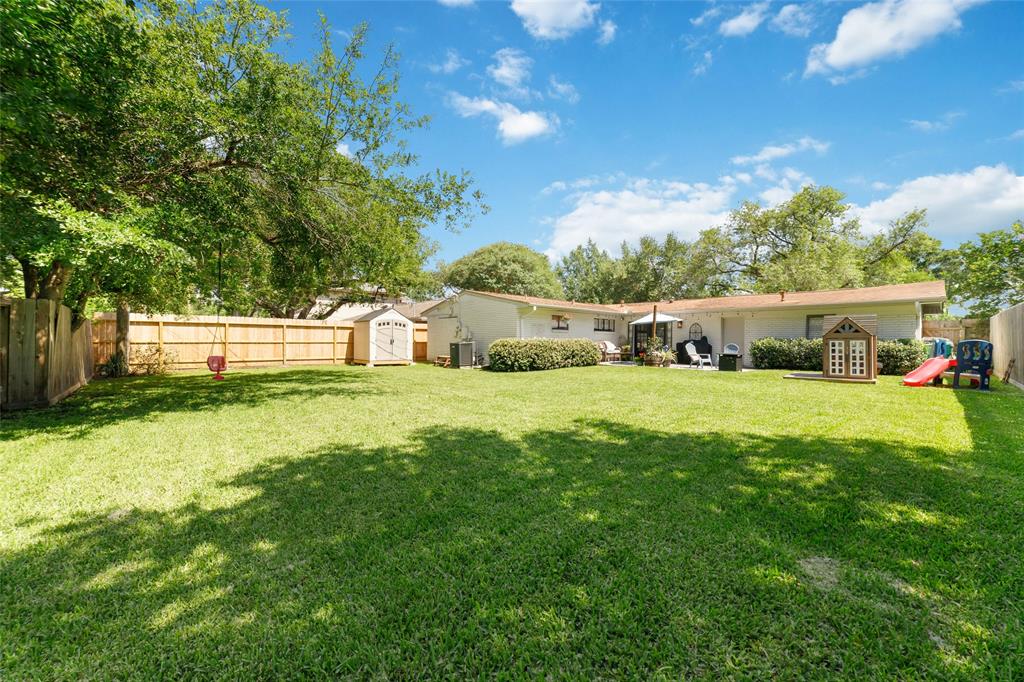 5246 Creekbend Drive, Houston, Texas image 25
