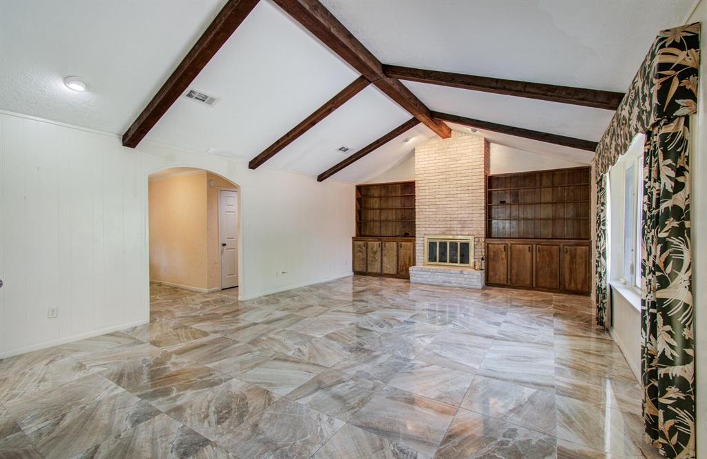 607 Misty Lane, Friendswood, Texas image 9