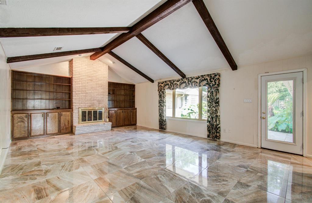 607 Misty Lane, Friendswood, Texas image 10