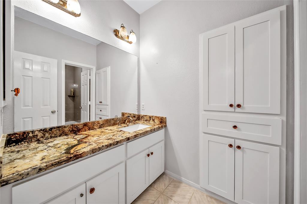 214 Evergreen Drive, Huntsville, Texas image 17