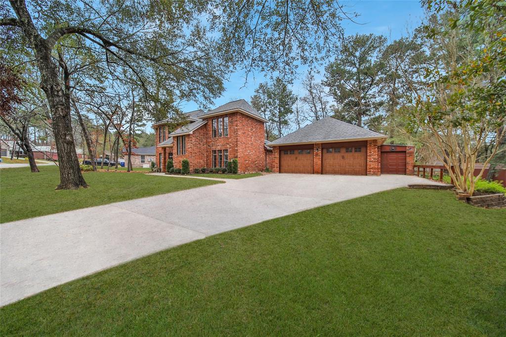 214 Evergreen Drive, Huntsville, Texas image 2