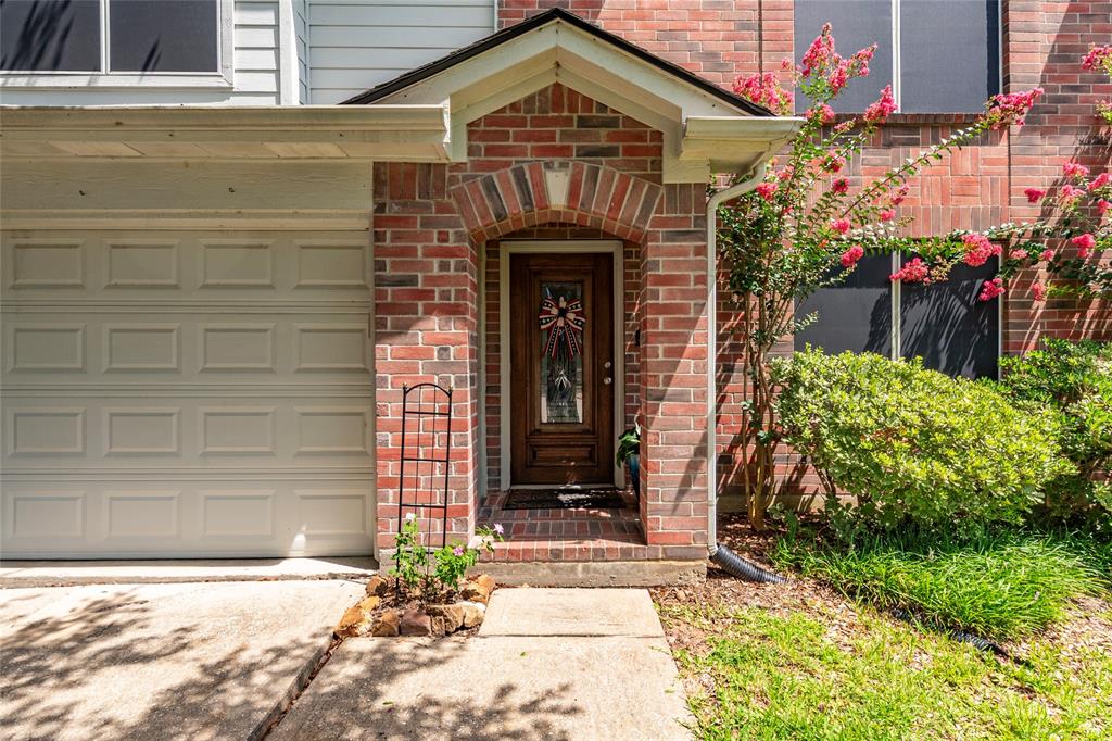 206 Fox Springs Court
