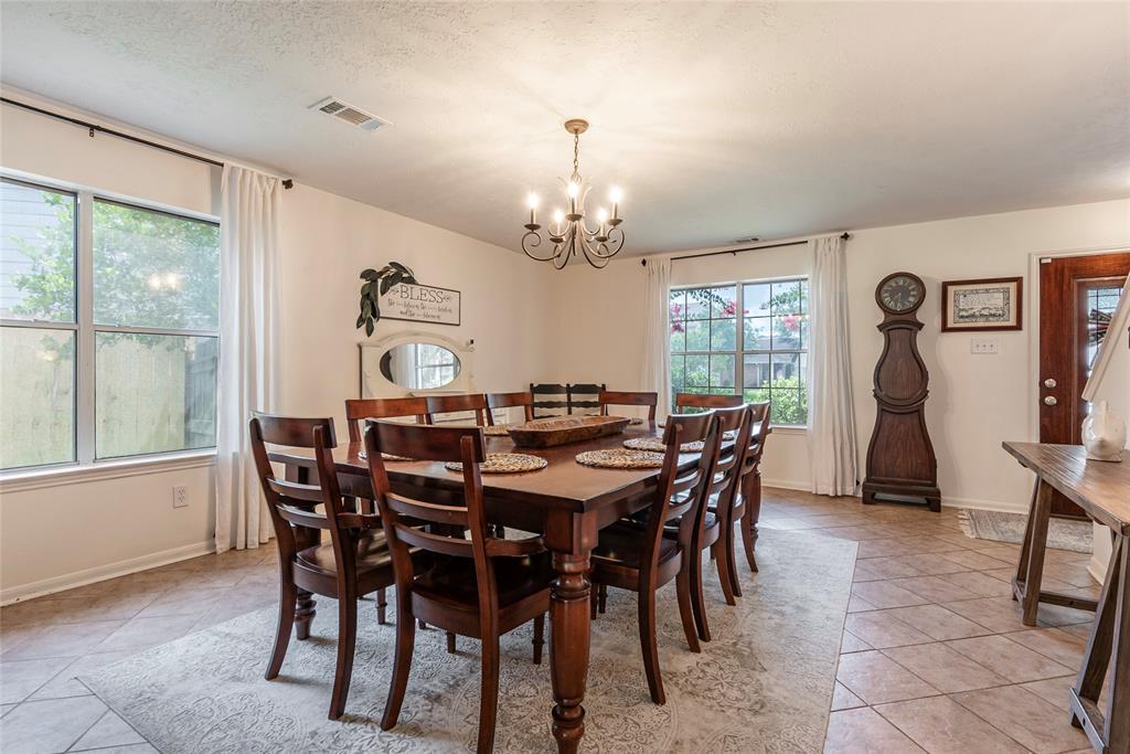 206 Fox Springs Court
