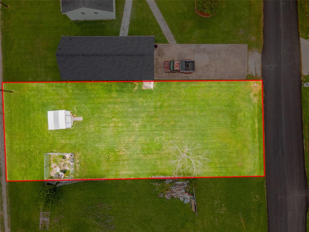 S Avenue B, Freeport, Texas image 8
