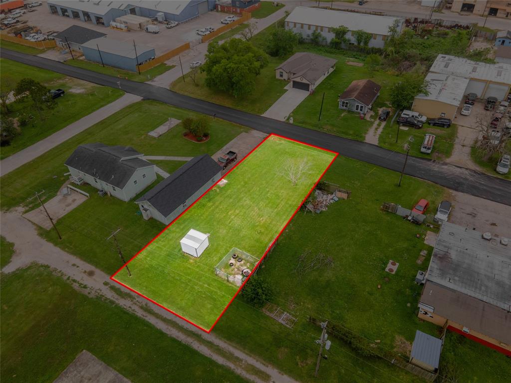 S Avenue B, Freeport, Texas image 7