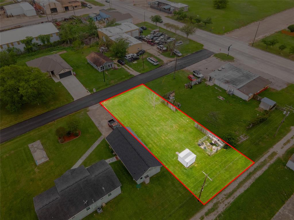 S Avenue B, Freeport, Texas image 5