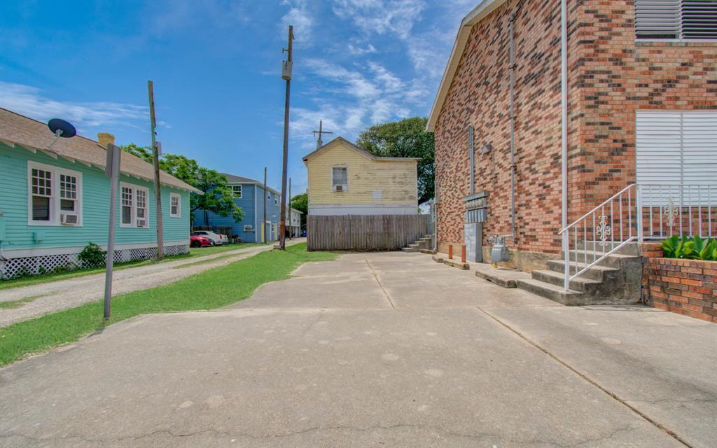 711 7th Street