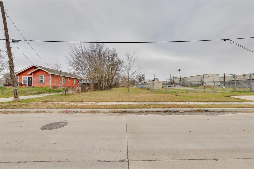 Brays Street, Houston, Texas image 12