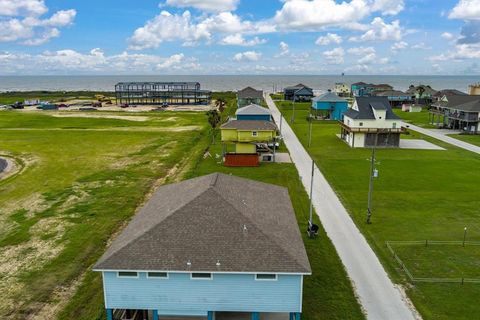 A home in Crystal Beach