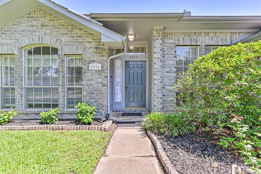 4934 Parkcrest Drive