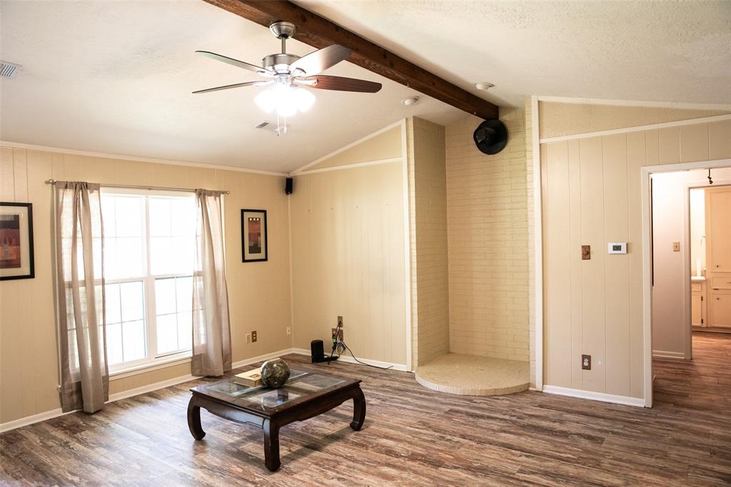 3477 Bradley Lane, Brenham, Texas image 4