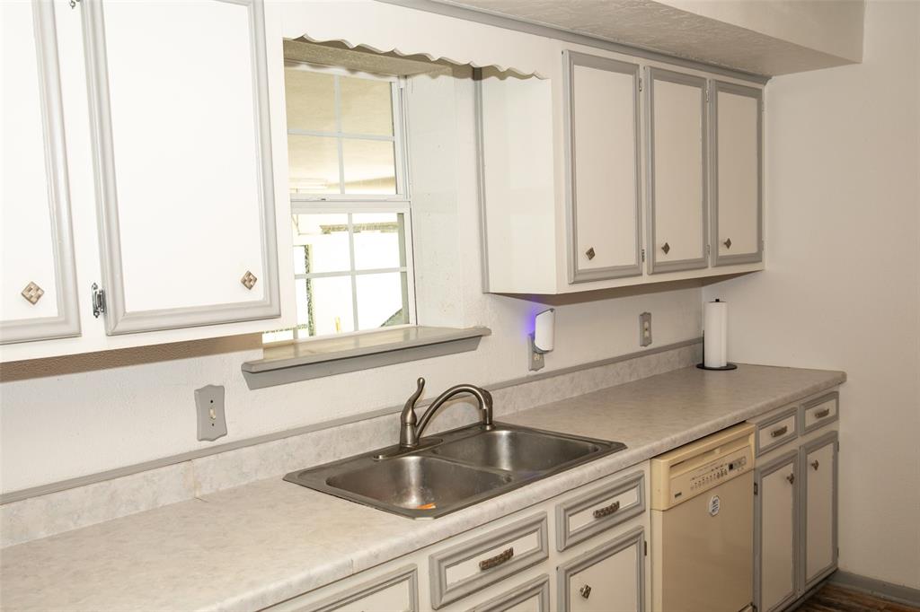 3477 Bradley Lane, Brenham, Texas image 8