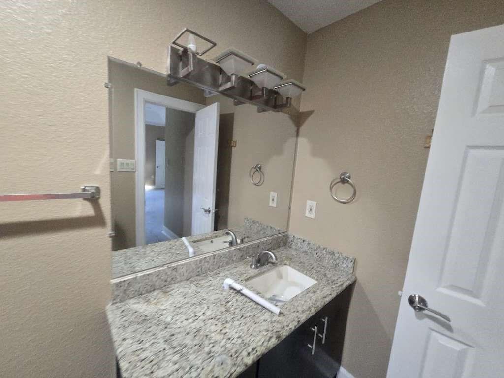 11529 Warner Road, Cleveland, Texas image 8