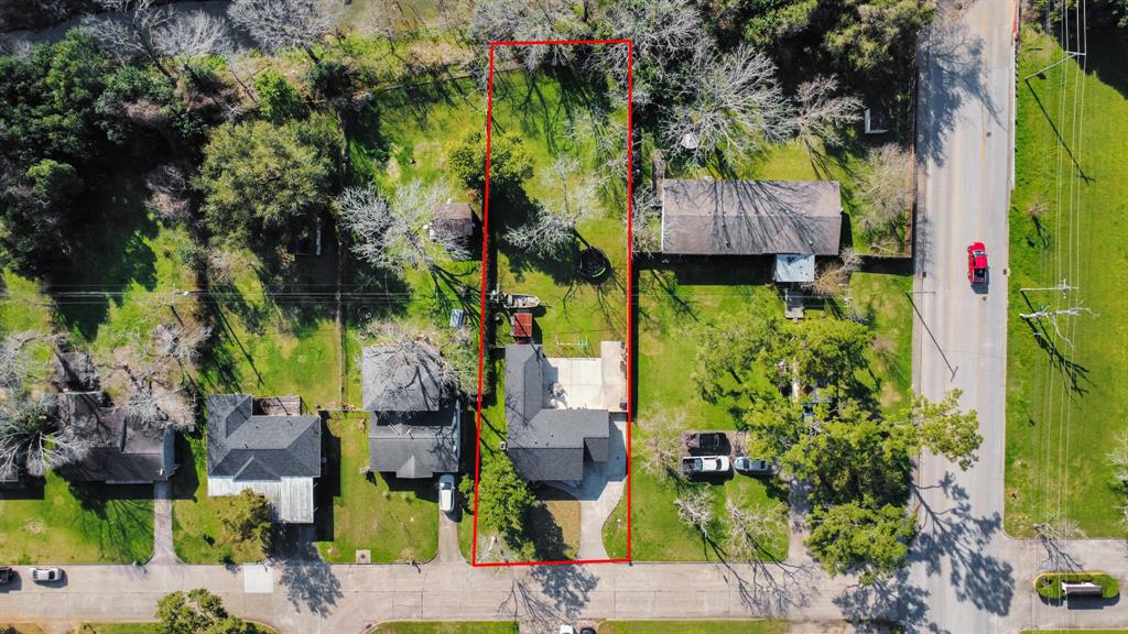 710 Dezso Drive, Alvin, Texas image 6