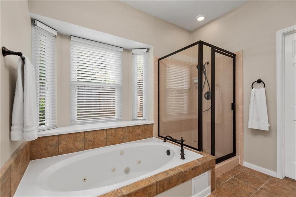 4302 Garden Hills Lane, Kingwood, Texas image 26