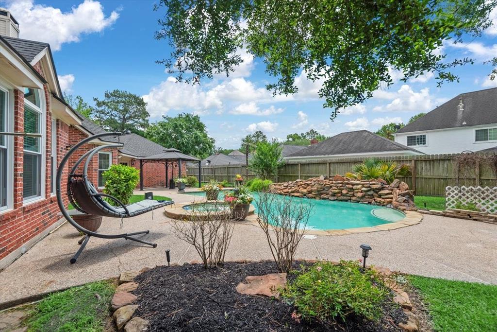 4302 Garden Hills Lane, Kingwood, Texas image 42