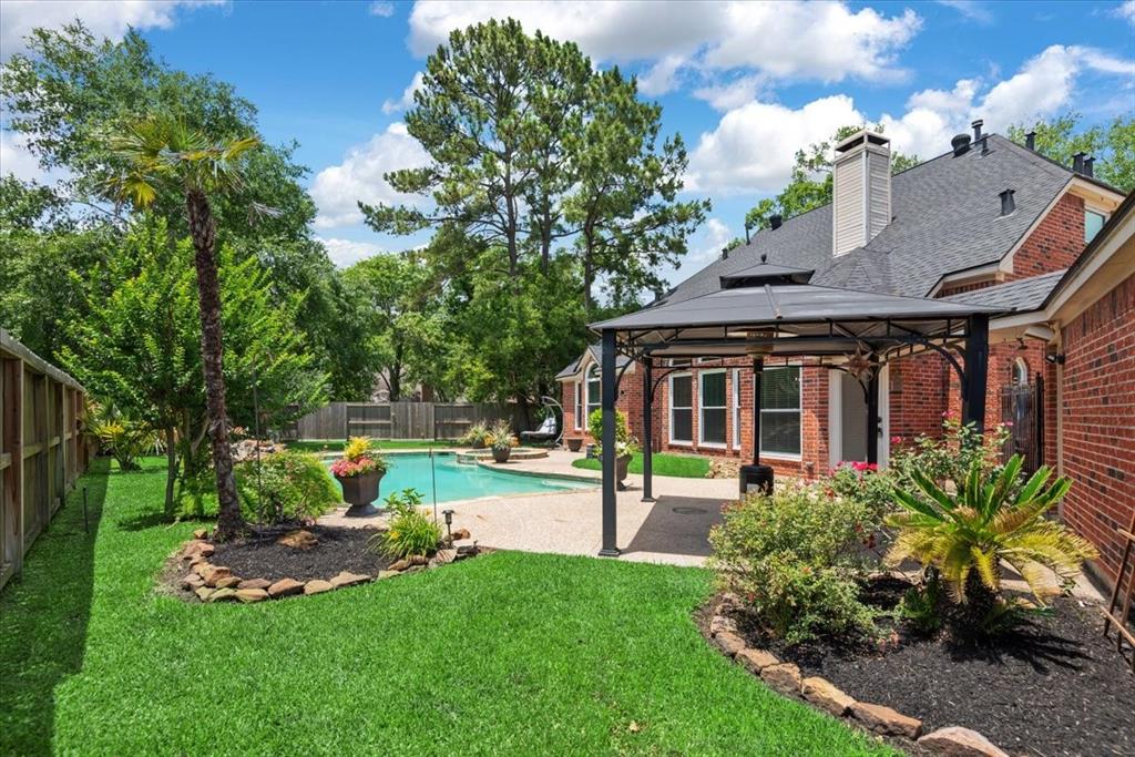 4302 Garden Hills Lane, Kingwood, Texas image 37