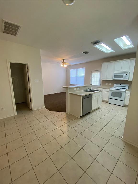 8925 Elm Drake Lane, Humble, Texas image 3