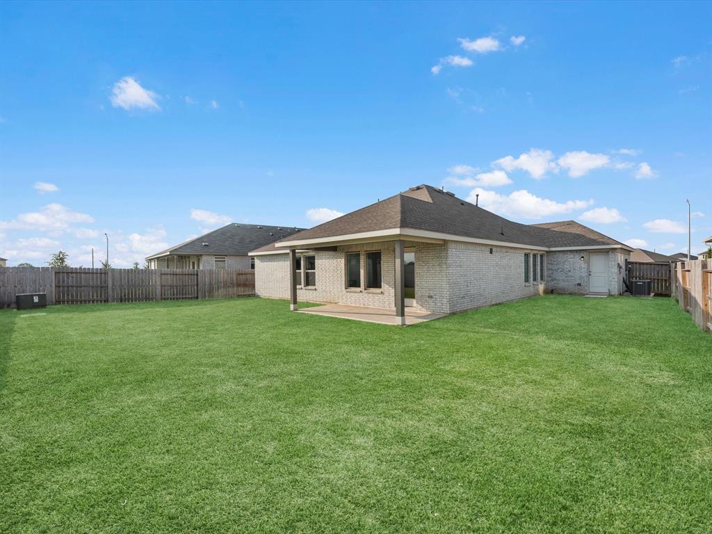 2011 Heather Ridge Way, Rosenberg, Texas image 21