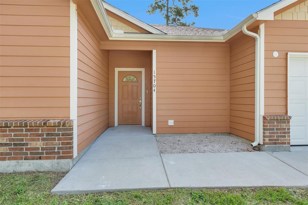 15704 Sycamore Drive