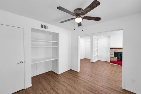 2100 Wilcrest Drive 203 Houston TX 77042