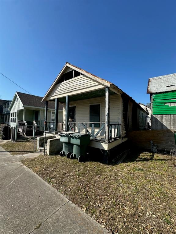 3406 N1/2, Galveston, Texas image 1