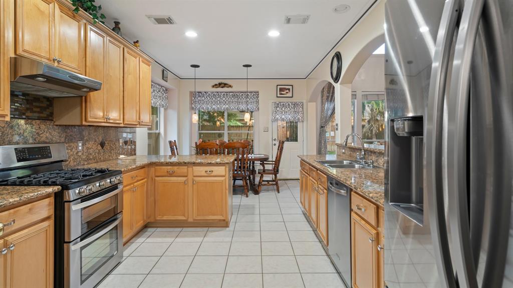 18502 Hot Creek Court, Humble, Texas image 10