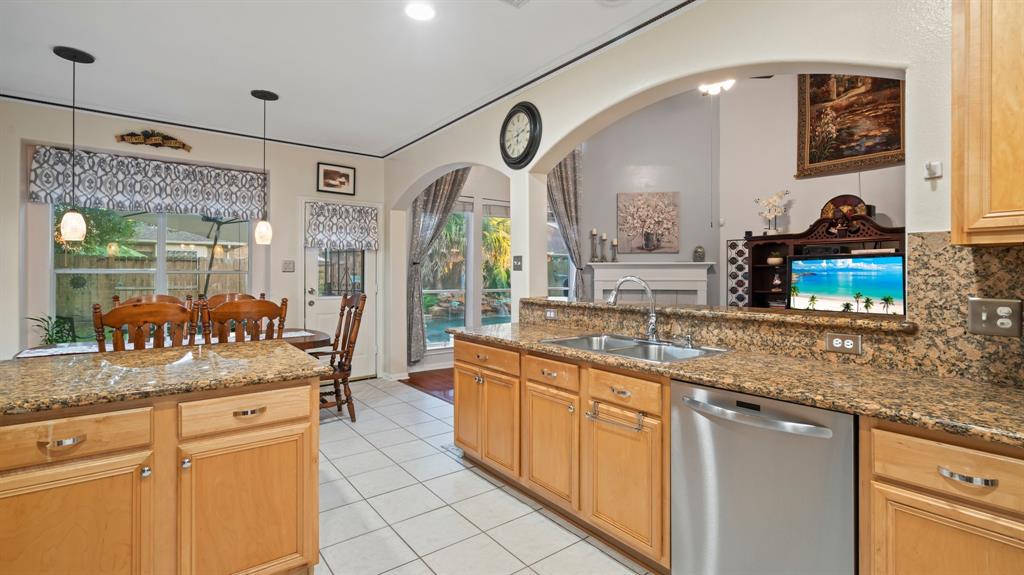 18502 Hot Creek Court, Humble, Texas image 9